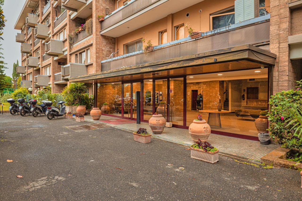 Suite Close To Vatican City - Ingresso Spa Rom Exterior foto