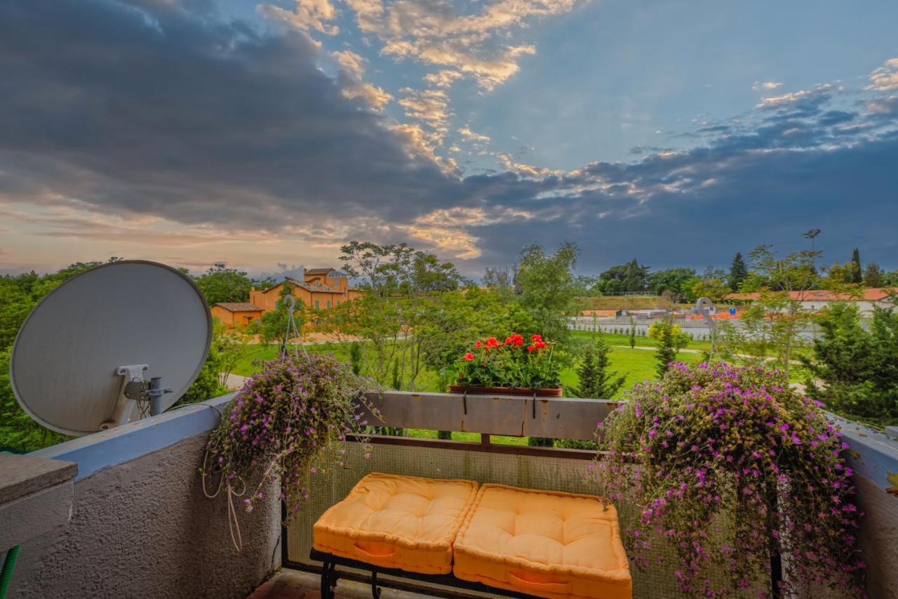 Suite Close To Vatican City - Ingresso Spa Rom Exterior foto
